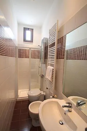 Apartment Sleeps 4 Air Con Cutrofiano